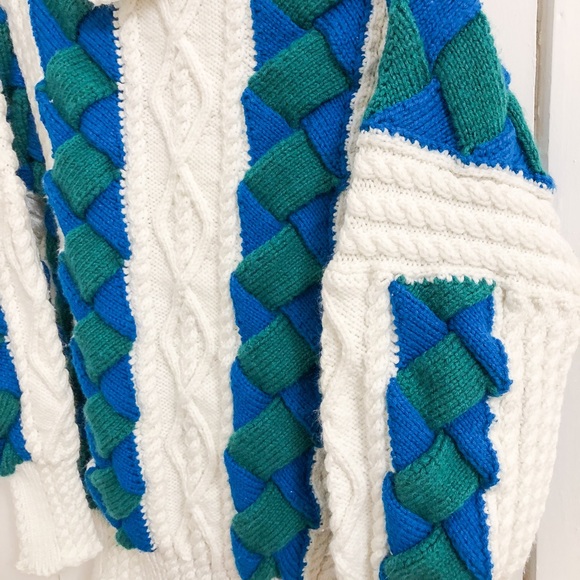 Gorgeous Handmade Knit Sweater - Picture 3 of 5